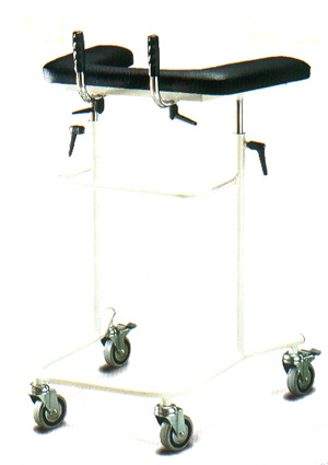 esempio di deambulatore utilizzato con due braccia - informazione commerciale ratta da Thomashilfen