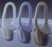 esempio di maniglioni applicabili alla vasca da bagno per permettere o favorire l'entrata e l'uscita